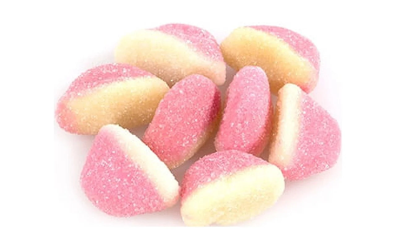 strawberry cake.webp